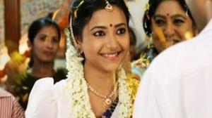 Watch Vijetha Movie Songs - Neeli Neeli Kallaloki Song - Taraka Ratna, Swetha Basu Prasad, Rachana Mourya - Telugu Cinema Movies Video