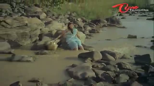 Watch Rani Kasula Rangamma Movie Songs - Turupuna Song - Chiranjeevi, Sridevi - Telugu Cinema Movies Video