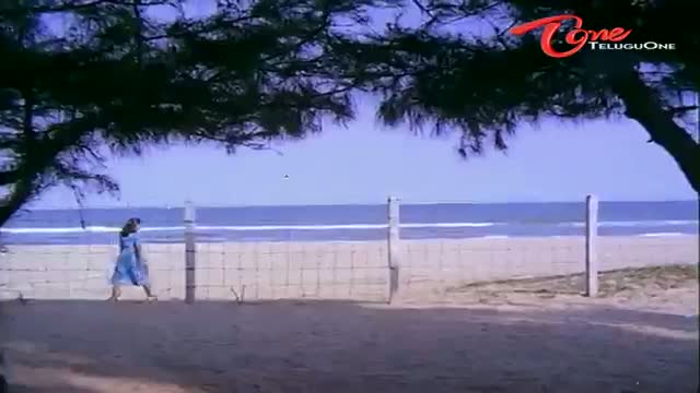 Watch Rani Kasula Rangamma Movie Songs - Turupuna Song - Chiranjeevi, Sridevi - Telugu Cinema Movies Video