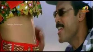 Watch Pelli Chesukundam Movie Songs - Oh Laila Lailaa Song - Venkatesh, Soundarya, Laila - Telugu Cinema Movies Video