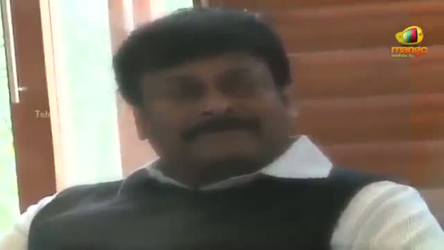 Watch Chiranjeevi congratulating Dr D Ramanaidu for the Padma Bhushan Award - Telugu Cinema Movies Video