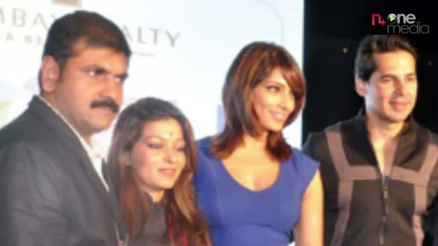 Watch Bipasha launches Dino's DM Fitness brand at Worli Festival Video