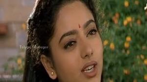 Watch Pelli Chesukundam Scenes - Venkatesh amazed by Soundarya - Telugu Cinema Movies Video