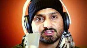 Watch Ek Suneha - Harbhajan Singh - Official Song HD - Goyal Music Video