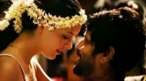 Watch David Movie Trailer - Vikram, Tabu - Telugu Cinema Movies Video