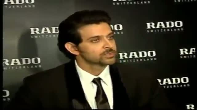 Watch Hrithik wish to beat SRK's Ra One on Special effects Video