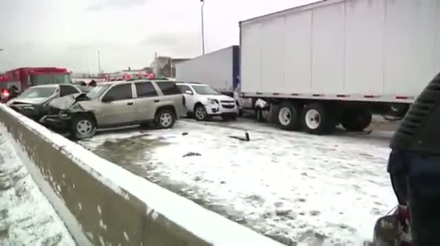 Watch 2 Children, 1 Adult Die in Detroit Freeway Video