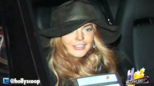 Watch Lindsay Lohan Moves In With Mom Video