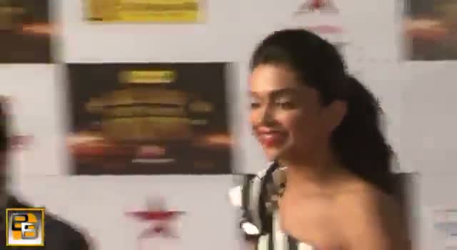 Watch Ranbir Kapoor & Deepika Padukone's GETAWAY in Kashmir Video