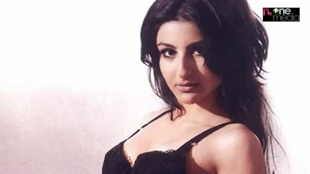 Watch Bollywood Actress Soha Ali Khan Latest Hot Photo Shoot. Video