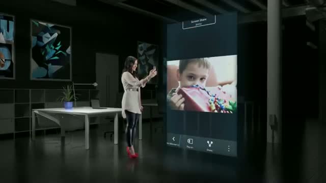 Watch BlackBerry 10 Features: BBM Video Chat and Screen Share Demo Video