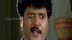 Watch Pelli Chesukundam Scenes - Sudhakar deceiving Venu Madhav & friends - Telugu Cinema Movies Video