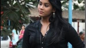 Watch Tamil Actress Thulasi Nair Hot Stills in Black Dress Video