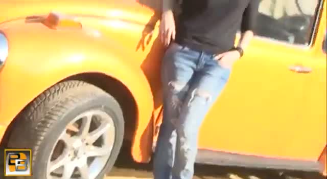 Watch Naa Jaane Kahan Se Aaya Hai I Me Aur Main Song OUT Video