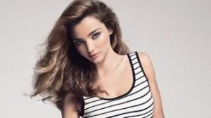 Watch MIRANDA KERR Shows Off Rock Hard Abs in Photo Shoot! Video