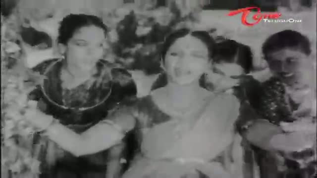 Watch Lakshmamma Movie Songs - Uyyaloy Uyyaloy Song - Narayana Rao, Krishna Veni - Telugu Cinema Movies Video