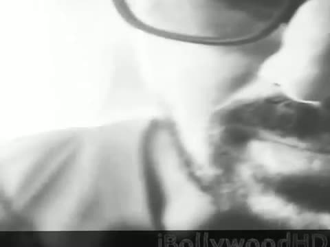 Watch Falak Shabir - Saajna Ost - Me Aur Main Video