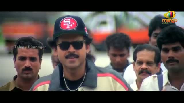 Watch Pavitra Bandham Scenes - Sudhakar mistaking a woman for Venkatesh - Venkatesh, Soundarya - Telugu Cinema Movies Video