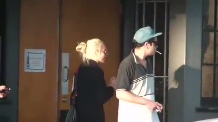 Watch Lindsay Lohan Being Shady Video