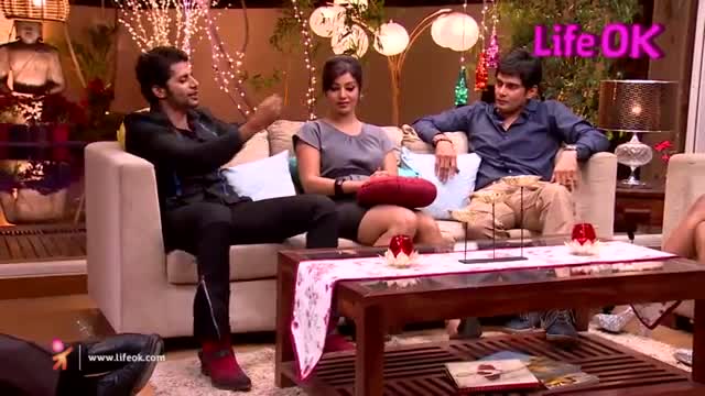 Watch Welcome: Baazi Mehmaan-Nawaazi ki - Unseen- Ram Gets Candid Video