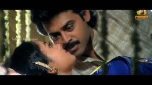 Watch Pavitra Bandham Scenes - Soundarya surprised by Venkatesh - Venkatesh, Soundarya - Telugu Cinema Movies Video