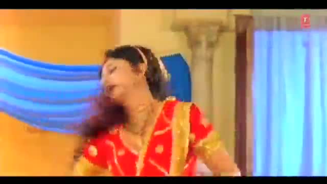 Watch Choli Mein Chambal Ghati - Bhojpuri Item Dance Video - Doli Aayee Tohar Angna Video