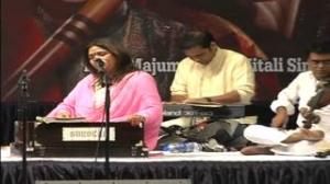 Watch Bhupinder and Mitali Singh pays tribute to Jagjit Singh Video