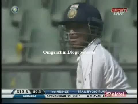 Watch Tendulkar's Reply To Sreesanth Bouncer - Irani Cup 2013 Video