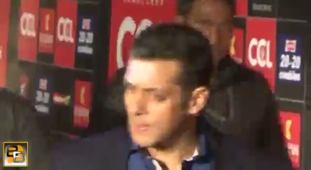 Watch Salman Khan to host Apsara Awards 2013 Video
