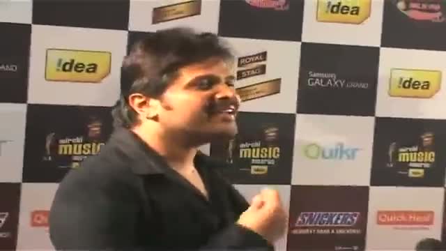 Watch V Day Special! B Town wishes Video