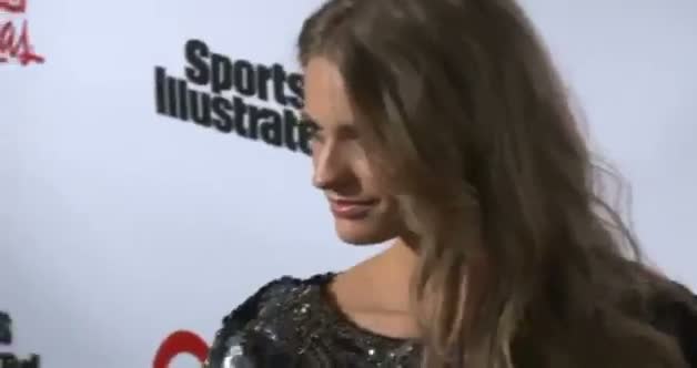 Watch Kate Upton, Irina Shayk launch SI 2013 Swimsuit issue Video