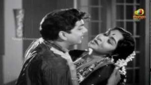 Watch Aatma Balam Movie Songs - Chitapata Chinukulu Song - ANR, Saroja Devi, KV Mahadevan - Telugu Cinema Movies Video