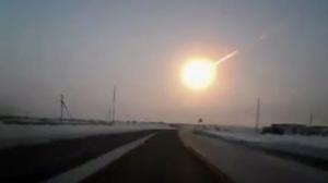 Watch Meteorite crash in Russia 2-15-2013 Video