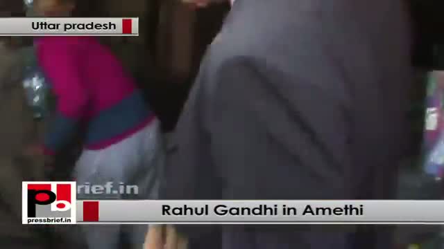 Watch Rahul Gandhi interacts with Amethi people. Video
