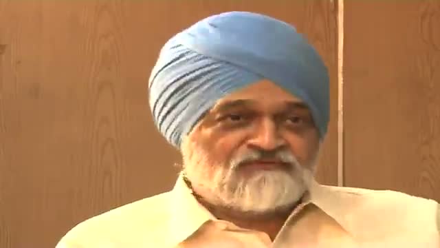 Watch Economy to grow at 5 5% this fiscal Montek Video