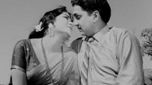 Watch Antasthulu Movie Songs - Tella cheera Kattukundi evarikosamo Song - ANR, Krishna Kumari, Bhanumathi, Ghantasala - Telugu Cinema Movies Video