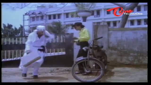 Watch Telugu Comedy Scene From Teneteega Movie - Rajendra Prasad Getup As Dubai Sheikh To Escape From Detective - Telugu Cinema Movies Video