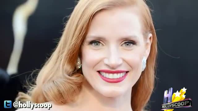 Watch Jessica Chastain Channels Old Hollywood Glamour At 2013 Oscars Video