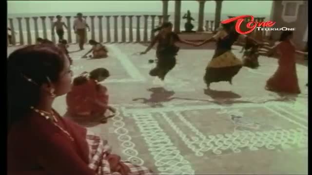 Watch Adavalle Aligithe Movie Songs - Toorupu Disalo Song - Rajendra Prasad, Rajyalakshmi - Telugu Cinema Movies Video