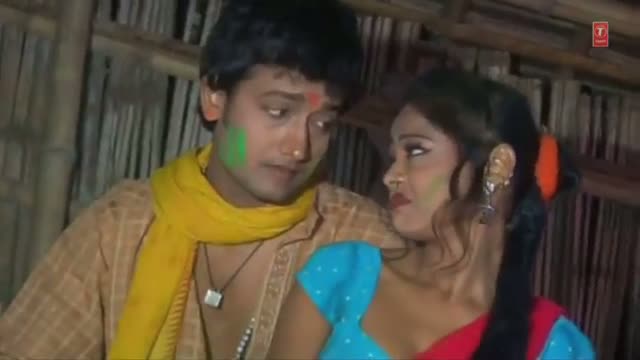 Watch Holiya Mein Kaile Ghotala (Bhojpuri New Holi Naughty video song) From Holiya Mein Laagela Paala Video