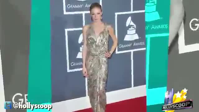 Watch Breaking News - LeAnn Rimes Approached For Her Very Own TV Show Video