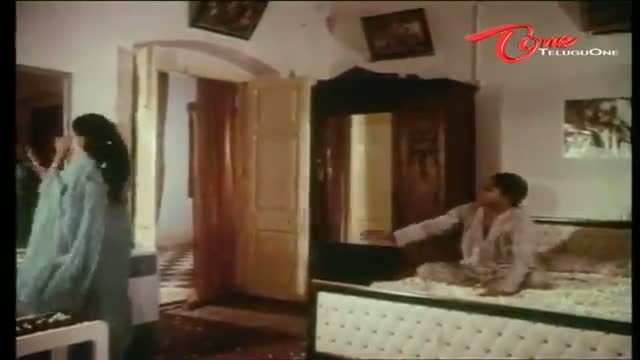 Watch Telugu Comedy Scene From Pekata Paparao Movie - Romantic Scene Between Nuthana Prasad & His wife - Telugu Cinema Movies Video