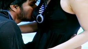 Watch Yuvatha Movie Songs - Yevarunnarani Naakaina Song Ft.Aksha - Nikhil - Telugu Cinema Movies Video