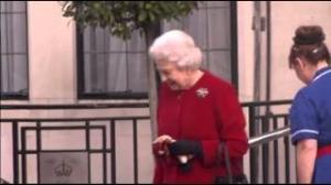 Watch Raw - Queen Elizabeth Leaves Hospital Video