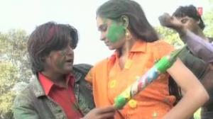 Watch Bada Namkeen Laagelu (Bhojpuri Holi Video Song) Makeup Utar Jayee Holi Mein - Bhojpuri Gulaal Video