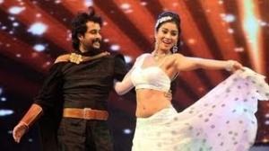 Watch Celbes Dance PerformancAt Udaya Film Awards 2013 Video