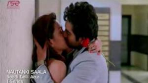 Watch Saadi Galli Aaja (Video Song) - Nautanki Saala - Ayushmann Khurrana & Pooja Salvi Video