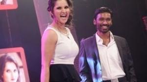Watch Sania Mirza At JFW Women Achievers Awards 2013 Function Video
