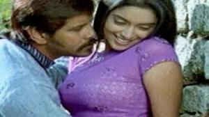 Watch Mazaa Movie Songs - Allukonava Song - Asin, Vikram, Sindhu Tolanin - Telugu Cinema Movies Video