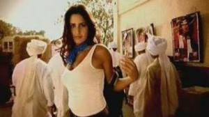 Watch Ravishing Woman of my Dreams Starring Katrina Kaif Video